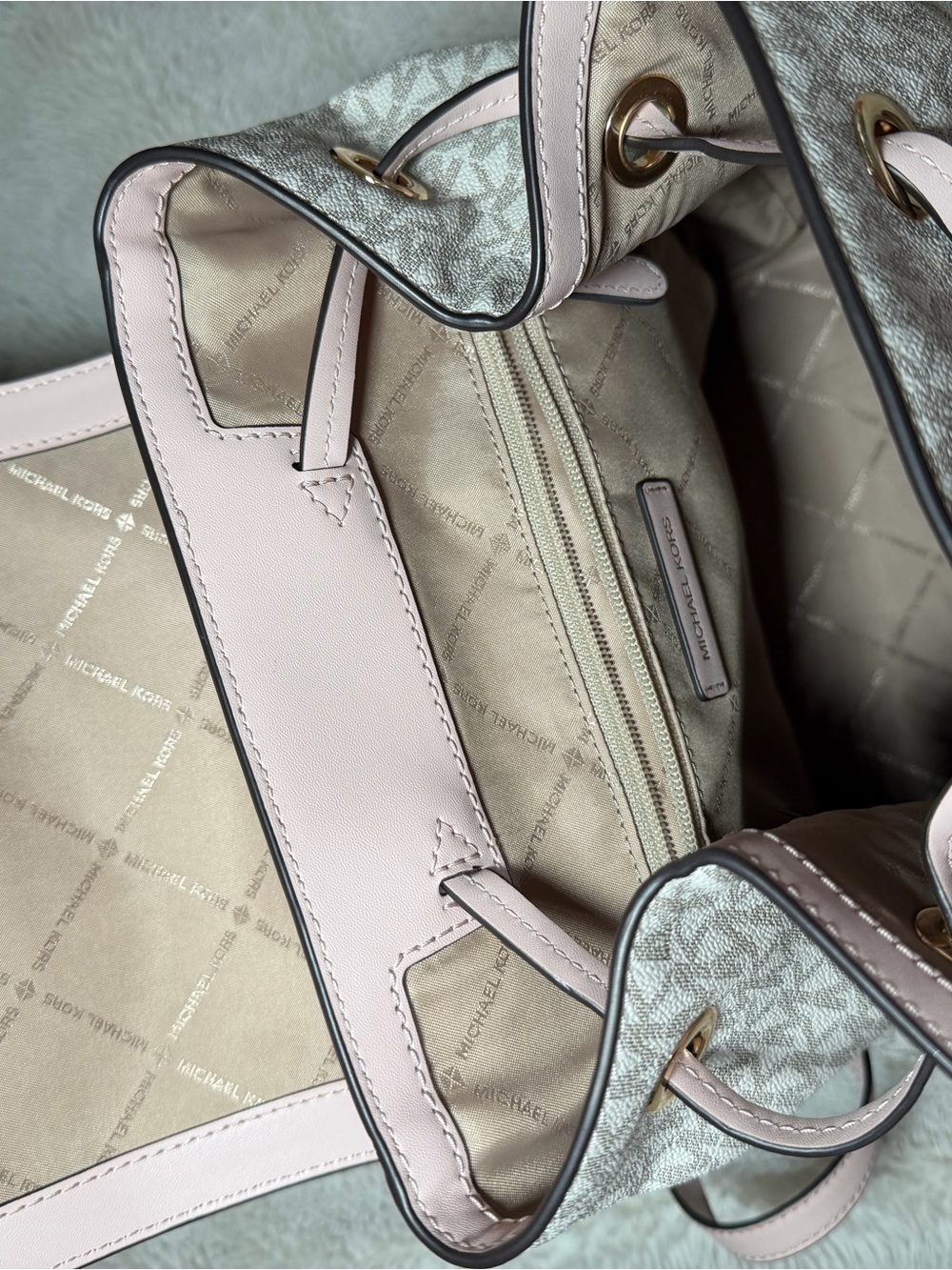 Michael Kors Jet Set Pink & Beige Signature Backpack with Gold Chain - Picture 8 of 9